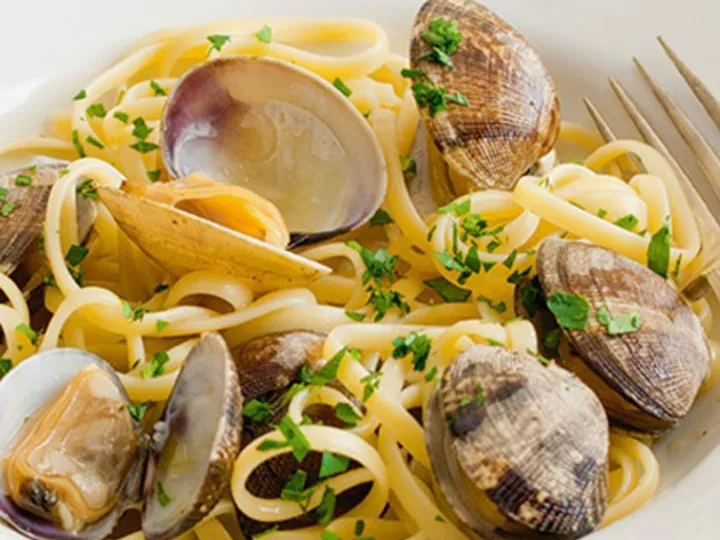 Linguine With Clams And Zucchini
