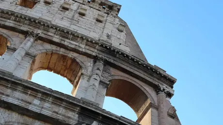 italy-rome-colluseam-qnu38grmugq-un2000x1200.webp