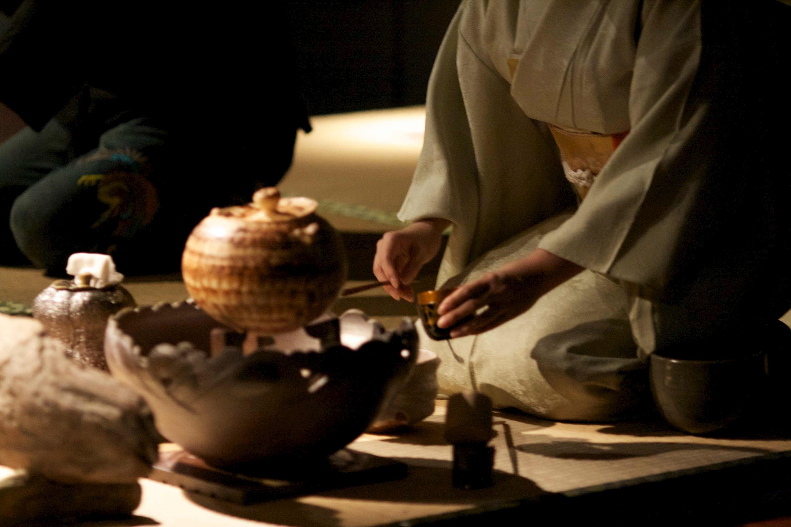 experience-tea-ceremony-kyoto-japan.jpg