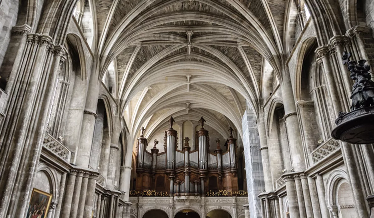 Intricate ceiling of Cathédrale Saint-André de Bordeaux in France