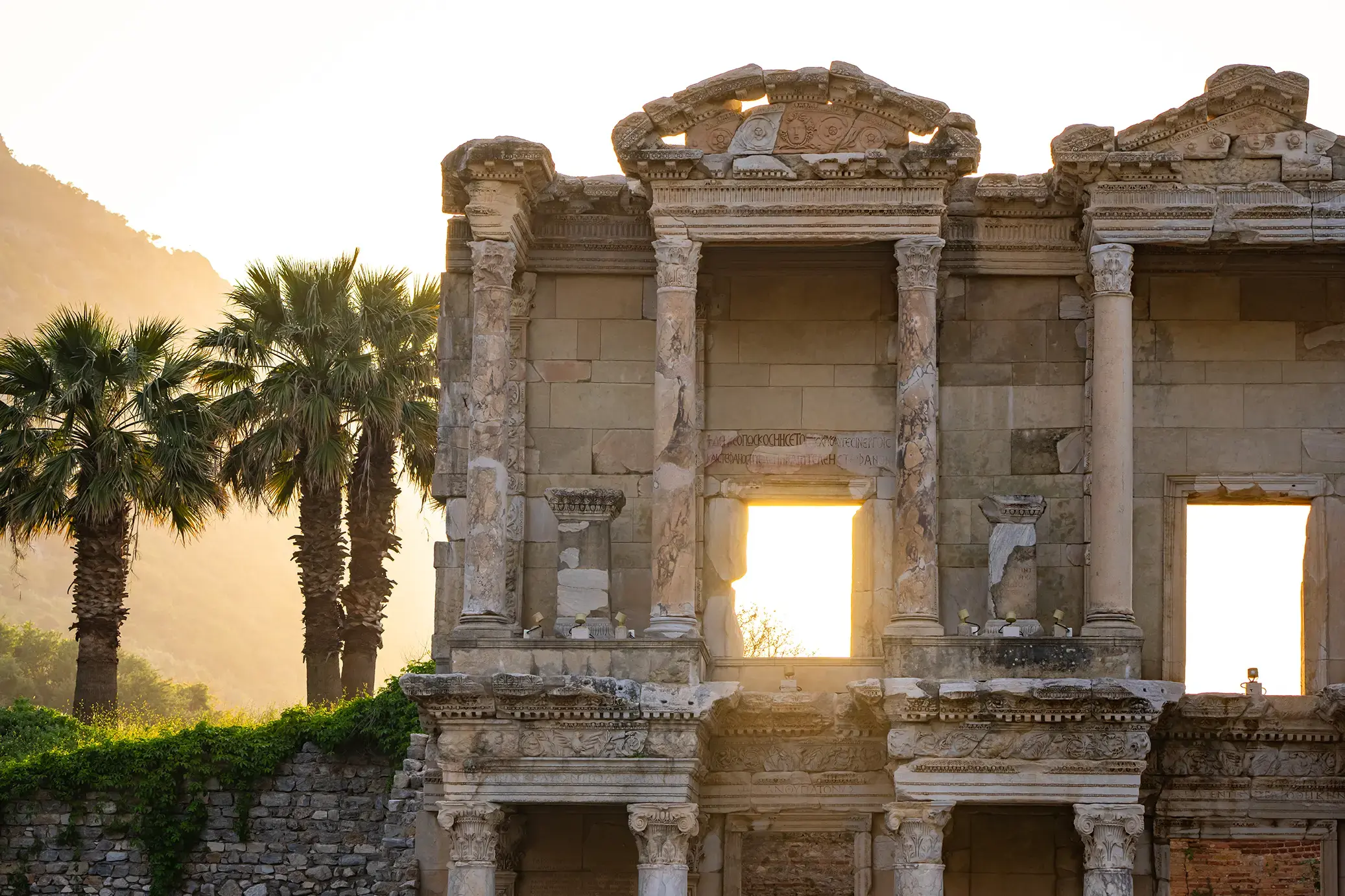 facade-of-ancient-celsius-library-in-ephesus-turkey-2206317659.webp