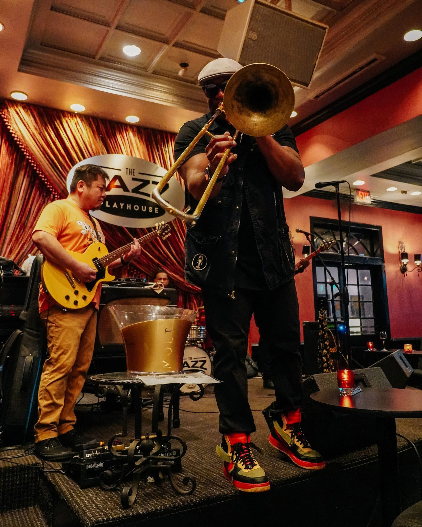 authentic-jazz-club-louisiana-new-orleans-usa.jpg