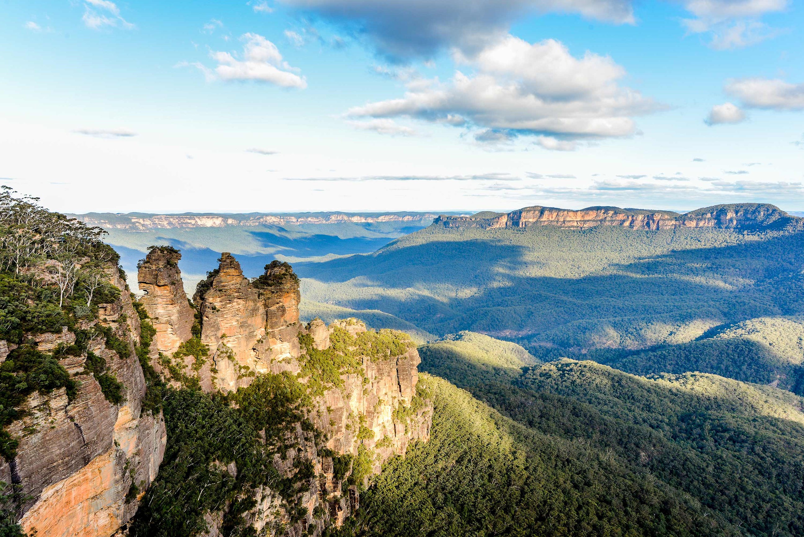 three-sisters-blue-mountains-australia.jpg