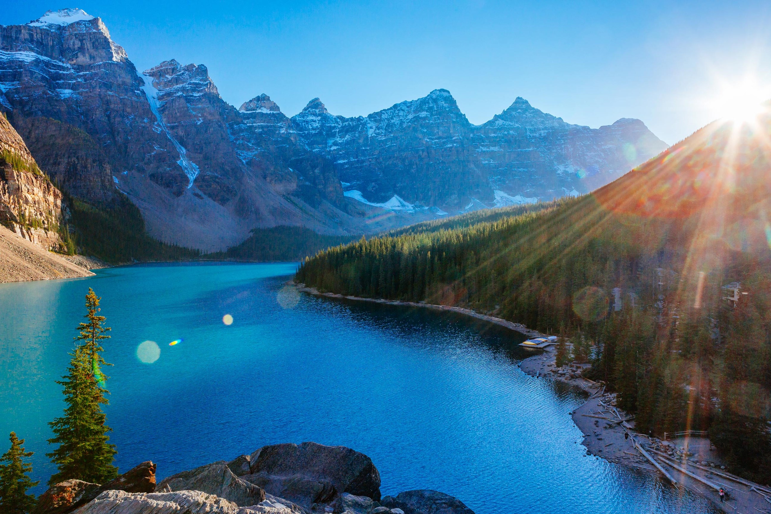 lake-moraine-sunrise-banff-canada.jpg