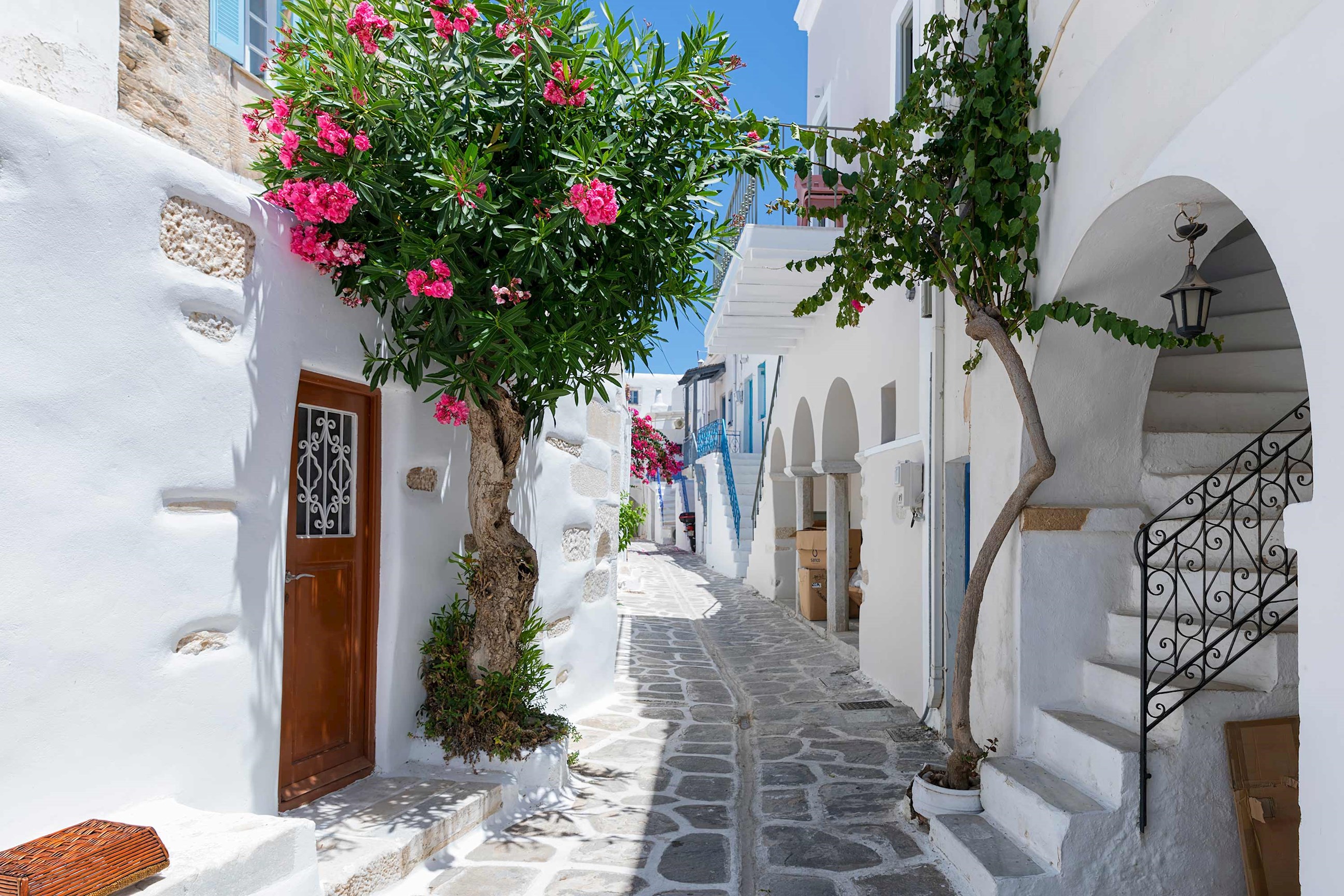 street-houses-santorini-greece.jpg