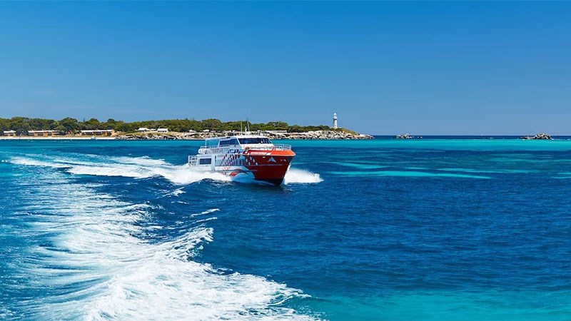 journey-beyond-rottnest-island-day-tour.jpg