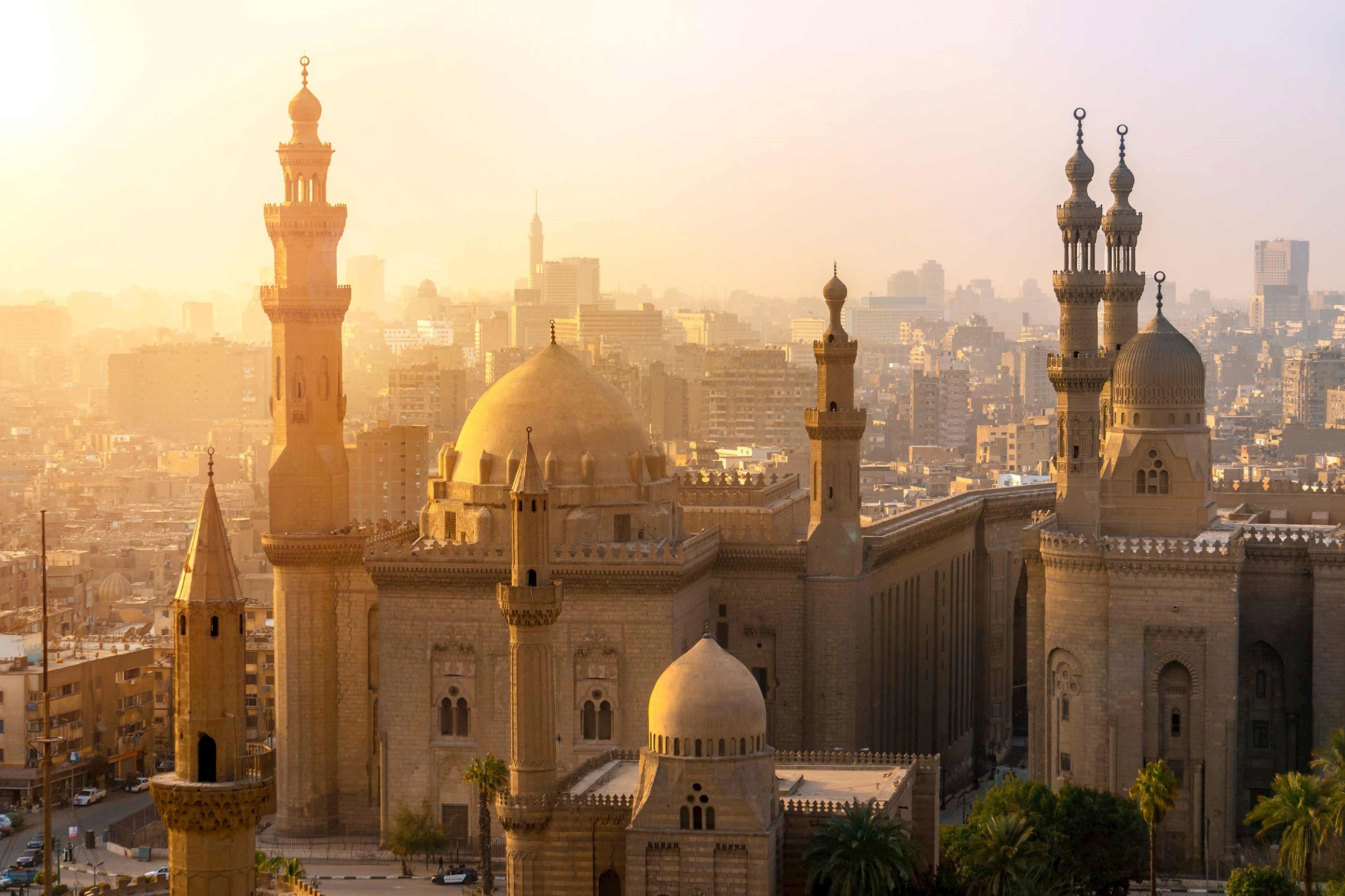 Scenic cityscape view of a mosque in Cairo, Egypt. 