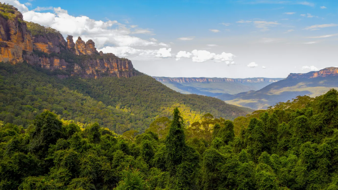See the Three Sisters in the Blue Mountains, Australia