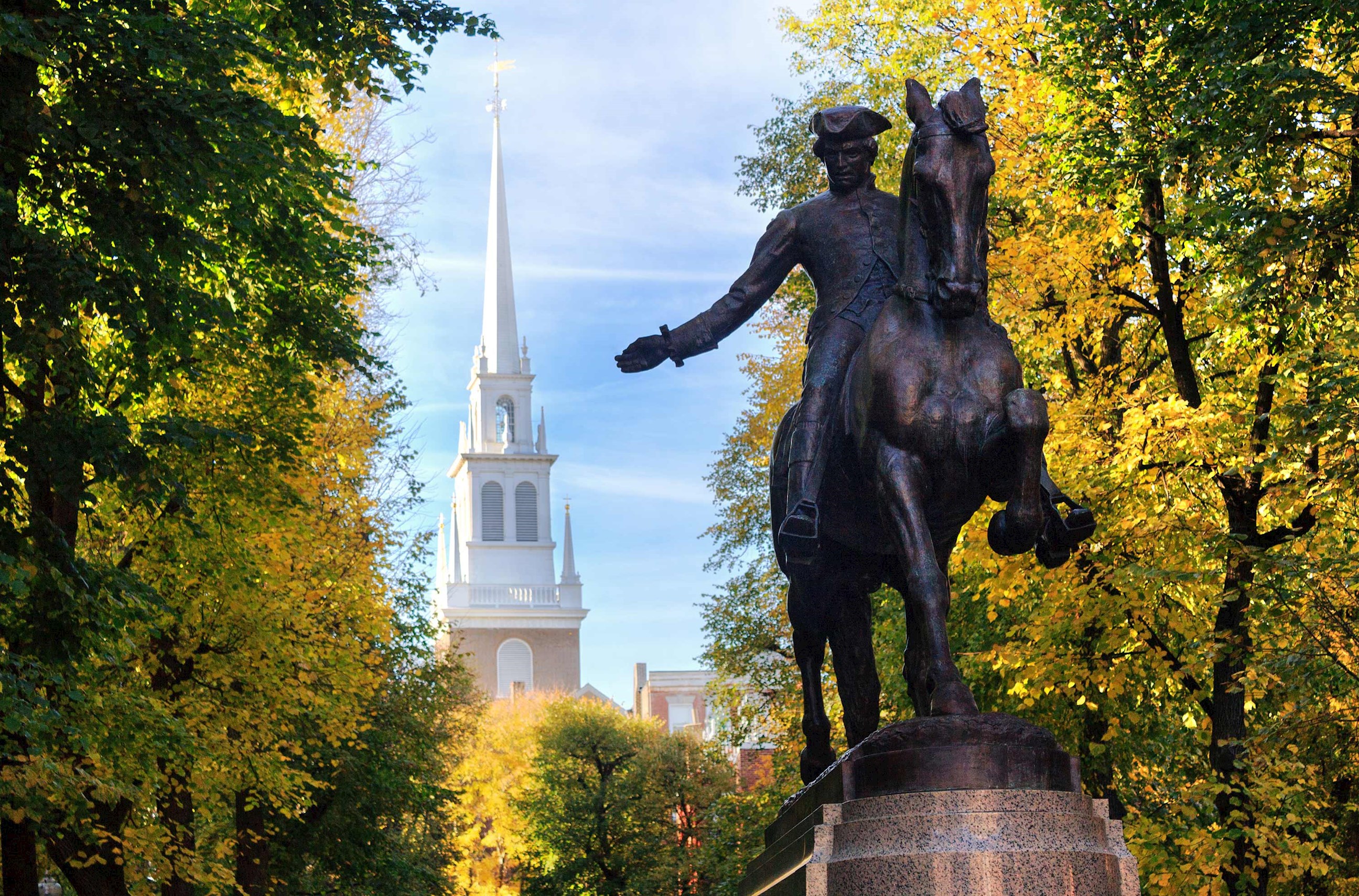 Paul Revere Statue in Boston, USA