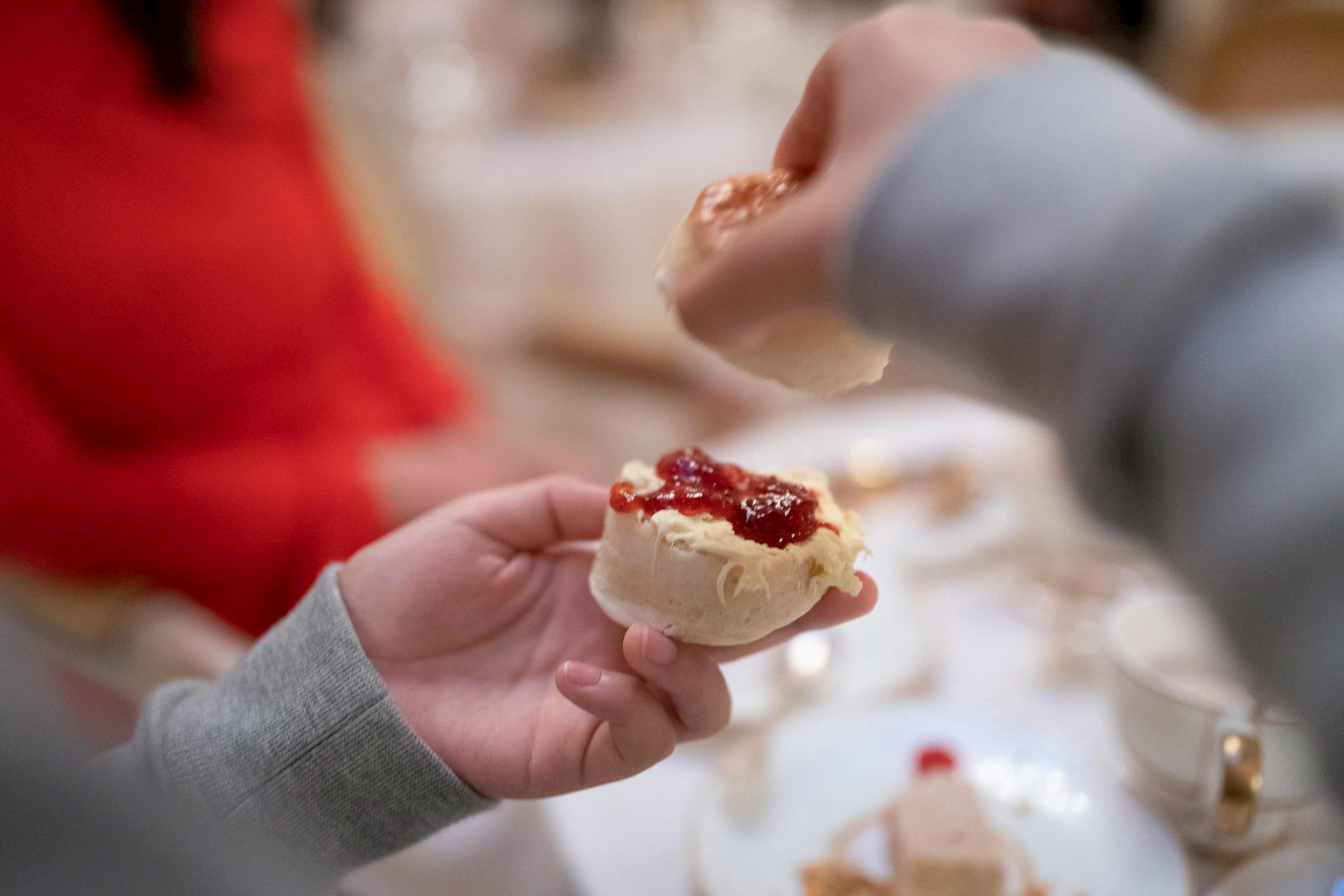 cream-tea-old-forge-totnes-england.jpg