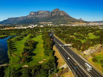 n2-highway-into-cape-town-south-africa.jpg