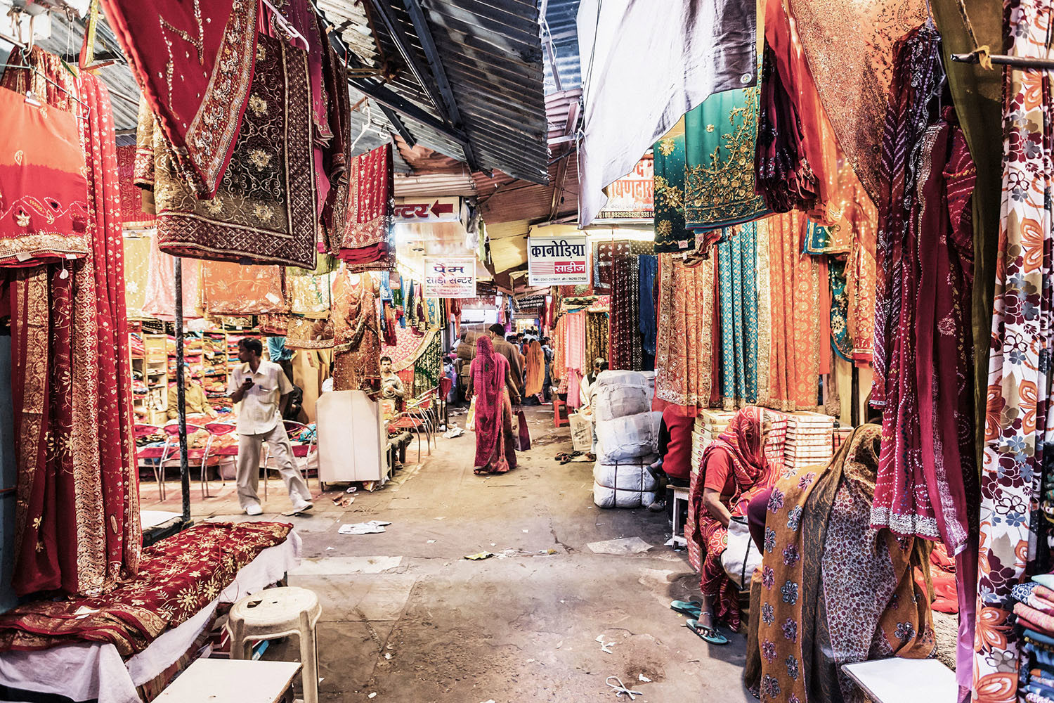 local-market-jaipur-india.jpg