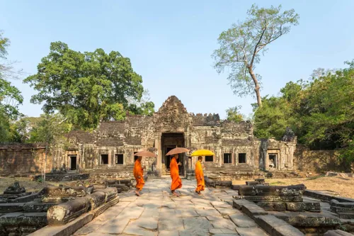 Monks on Vietnam Cambodia Adventure tour