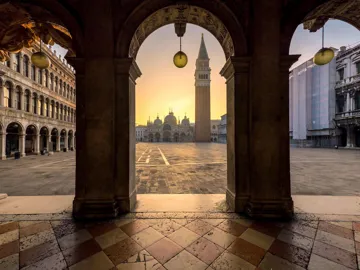 European Experience Guided Tour