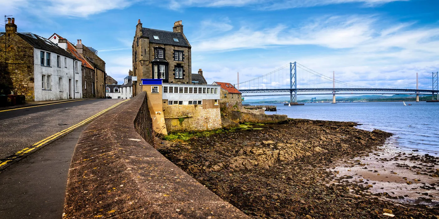 south-queensferry-firth-forth-road-bridges-edinburgh-scotland-uk.jpg