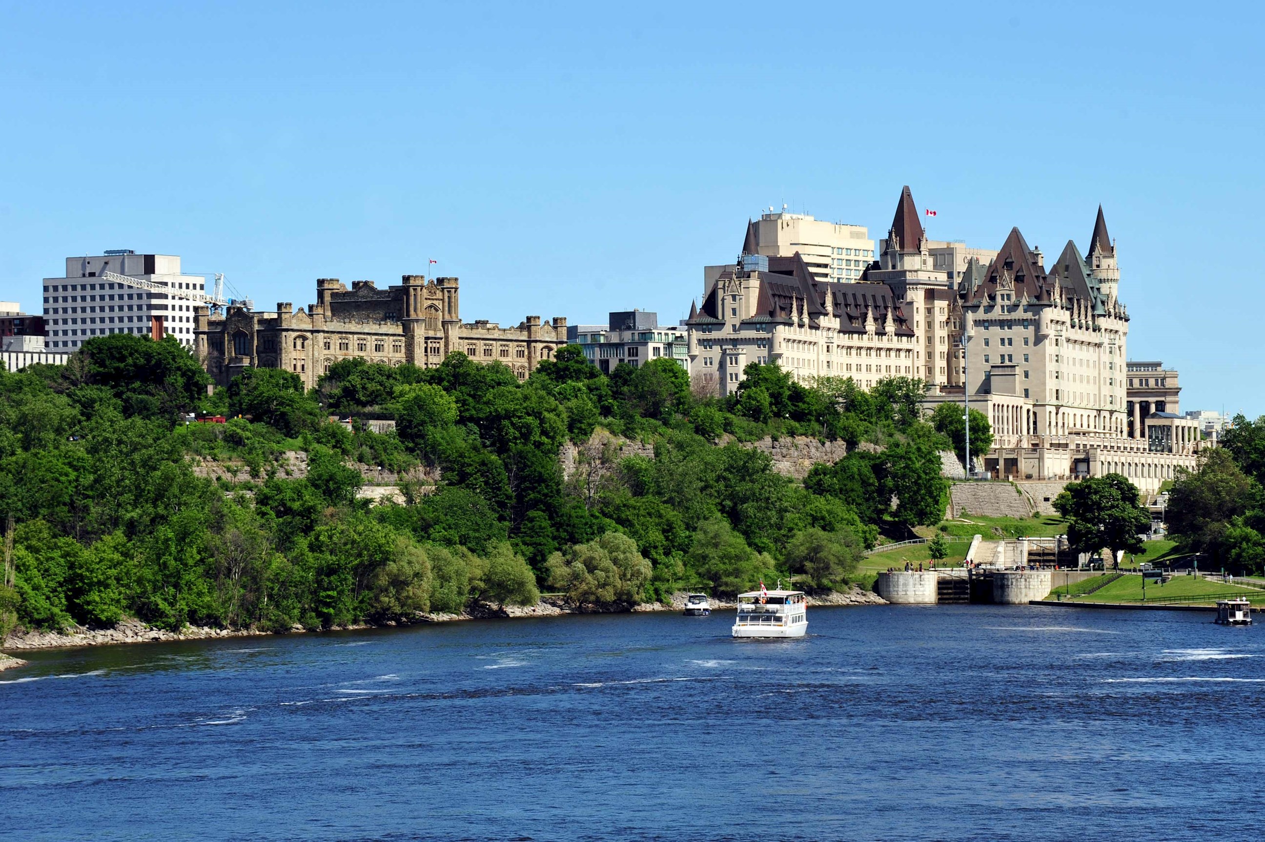 enjoy-an-ottawa-river-cruise-canada.jpg