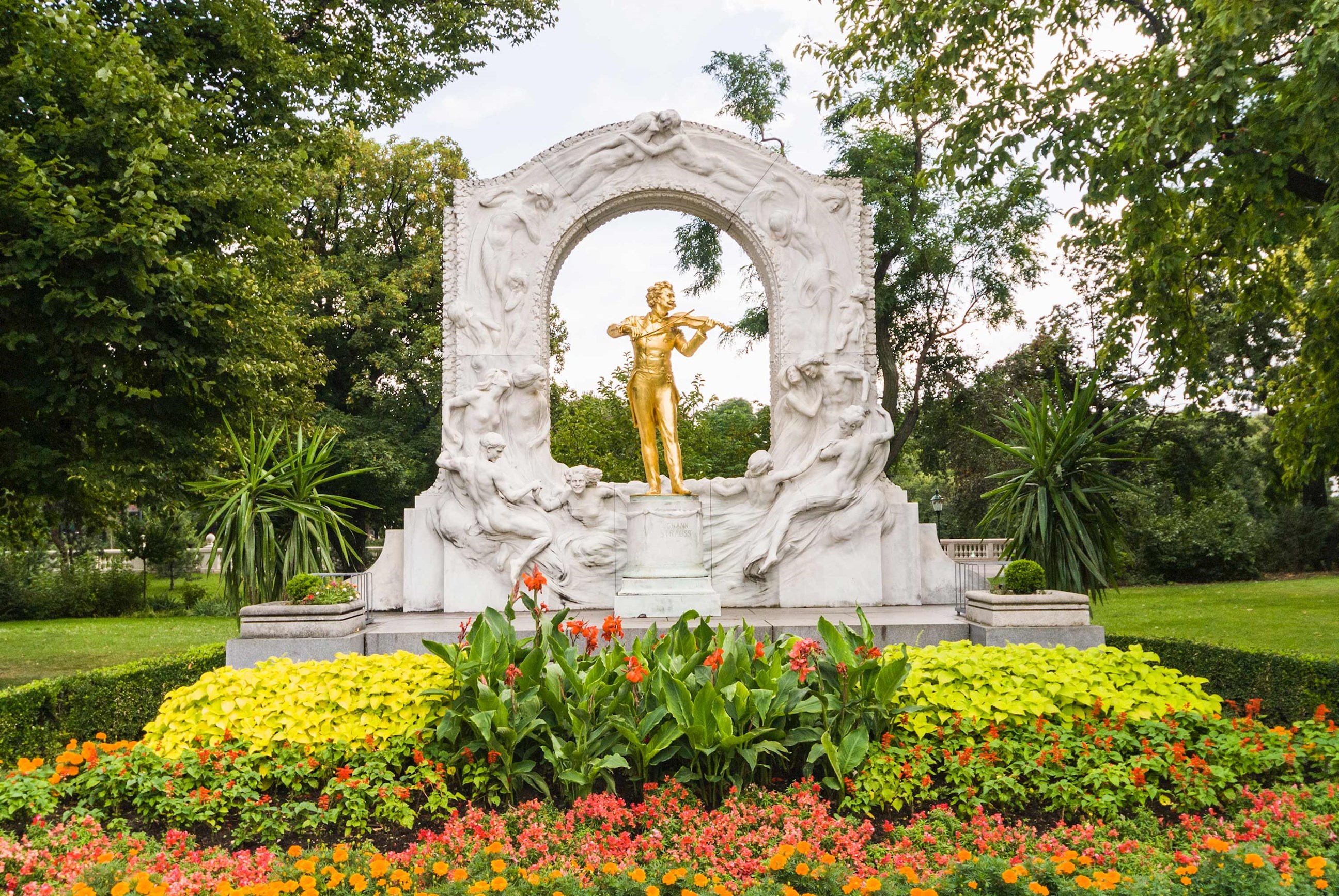 Strauss Monument in Stadt Park in Vienna, Austria