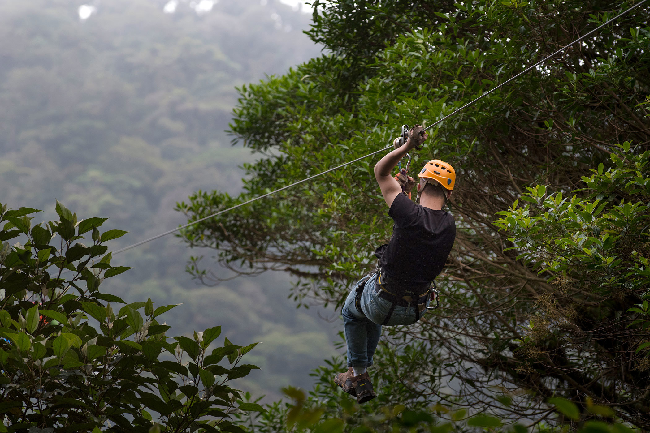 arenal-zipline-arena-costa-rica.jpg