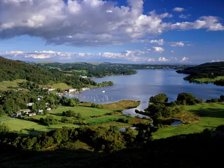 A view of Lake Windermere in England